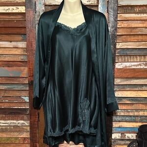 Victoria's Secret Dark Green Satin Robe Set